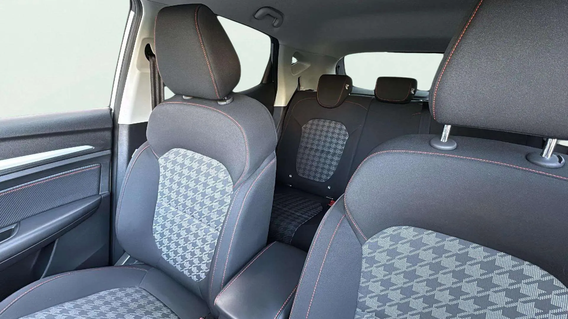 MG ZS 1.5 Comfort - foto 20