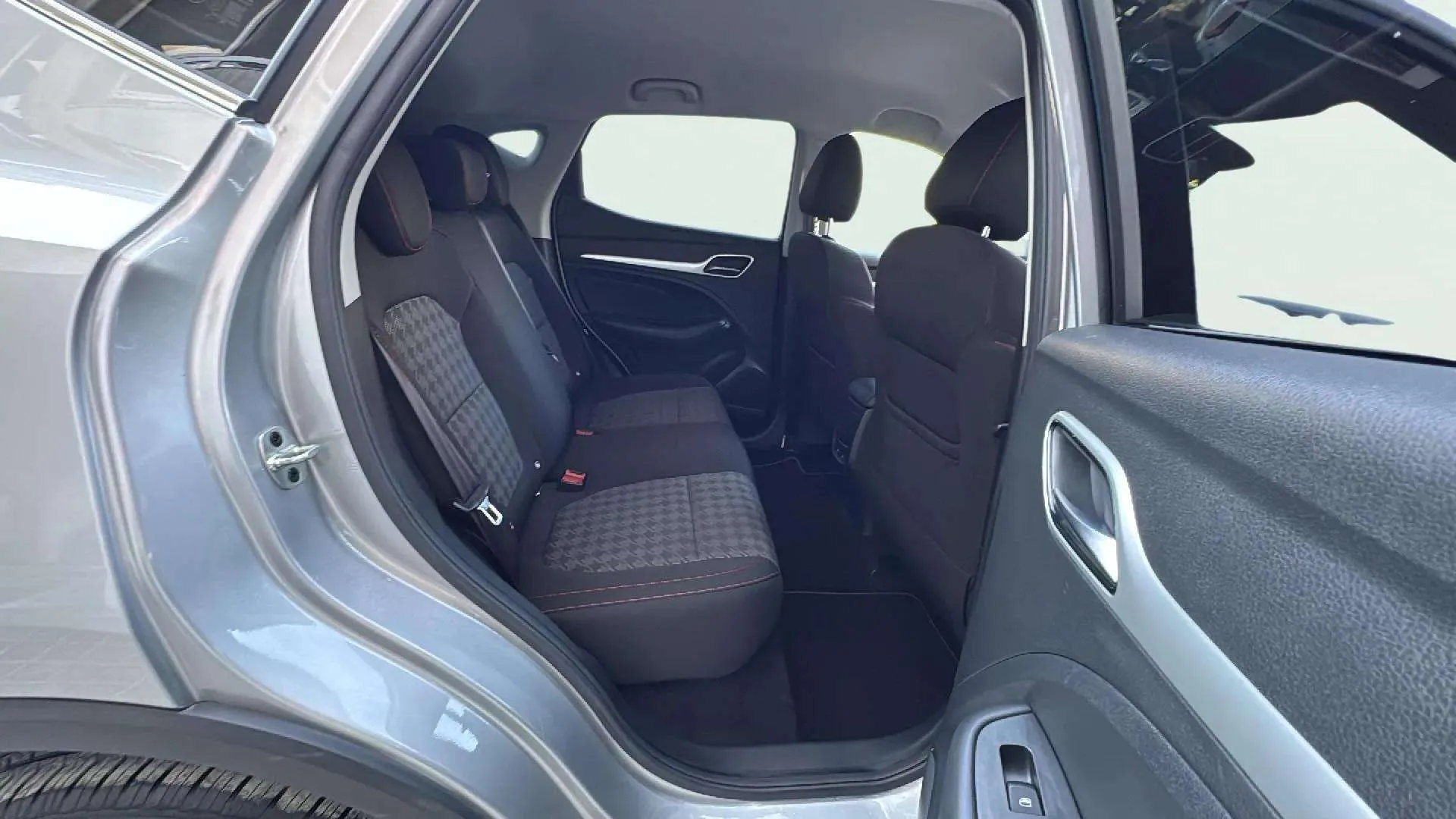 MG ZS 1.5 Comfort - foto 13