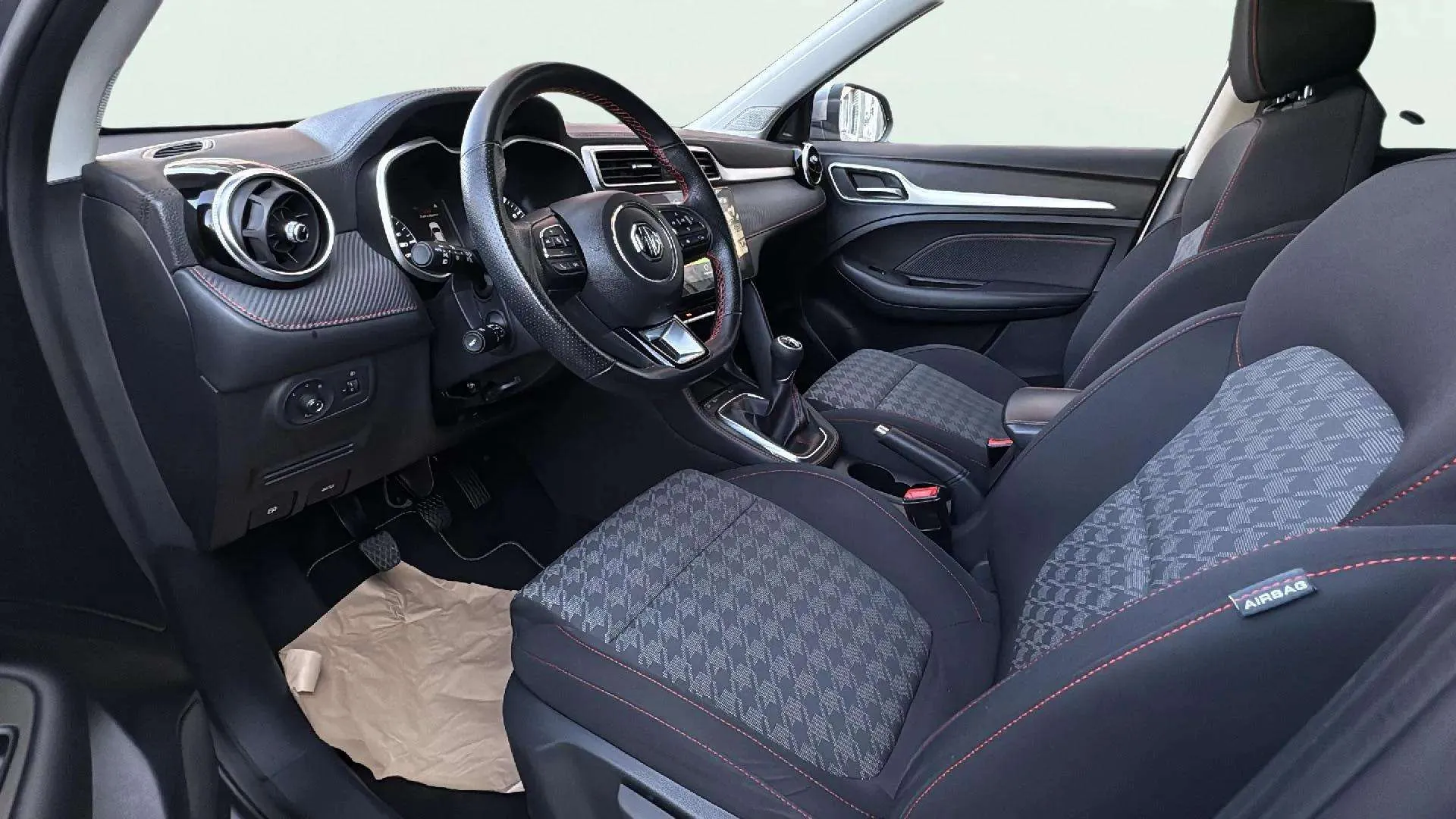 MG ZS 1.5 Comfort - foto 18