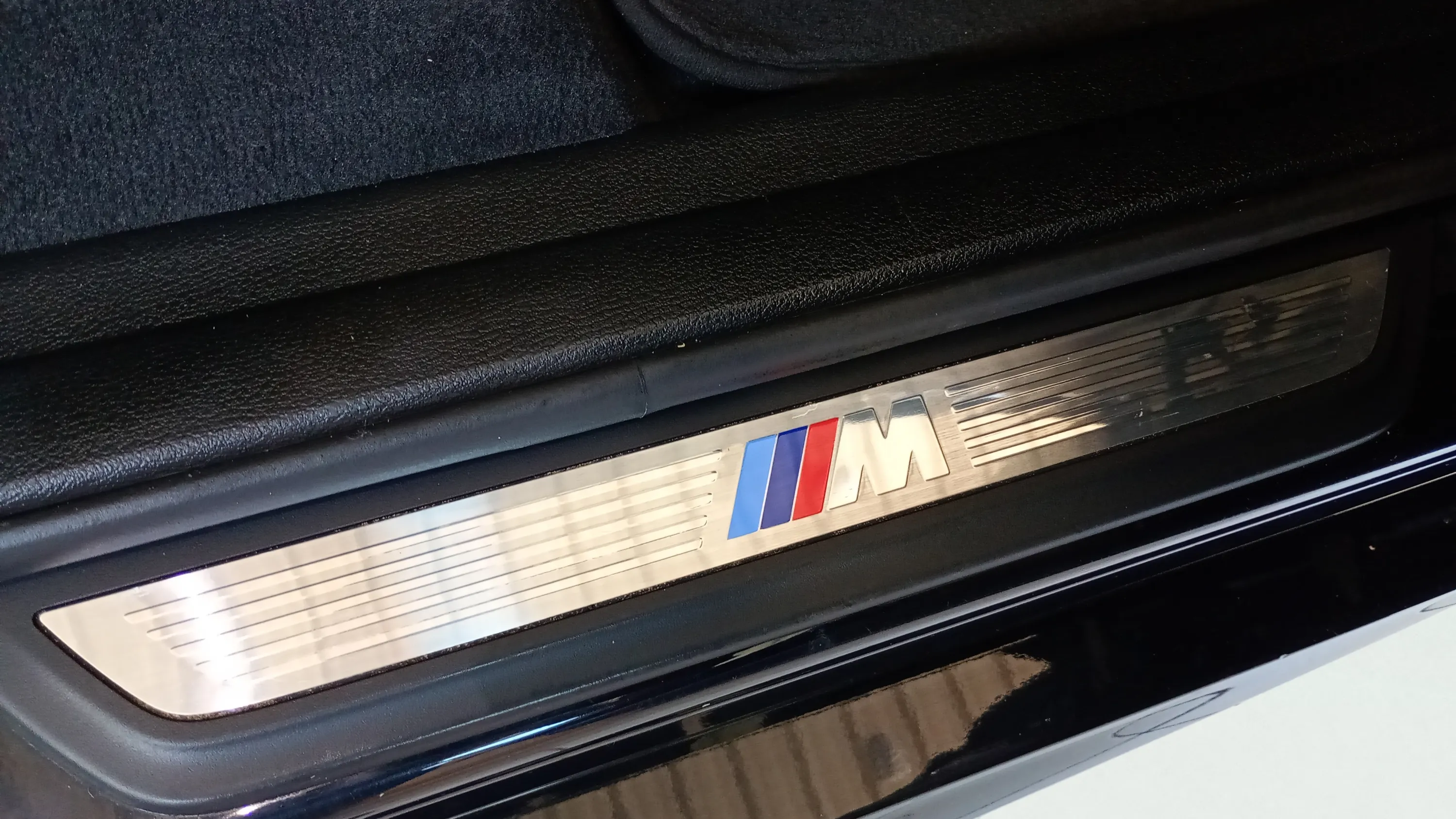 BMW X4 xDrive20d - foto 22
