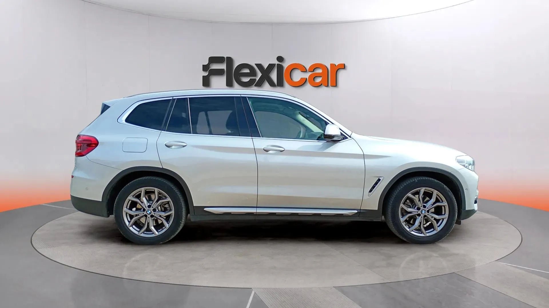 BMW X3 xDrive20i - foto 2