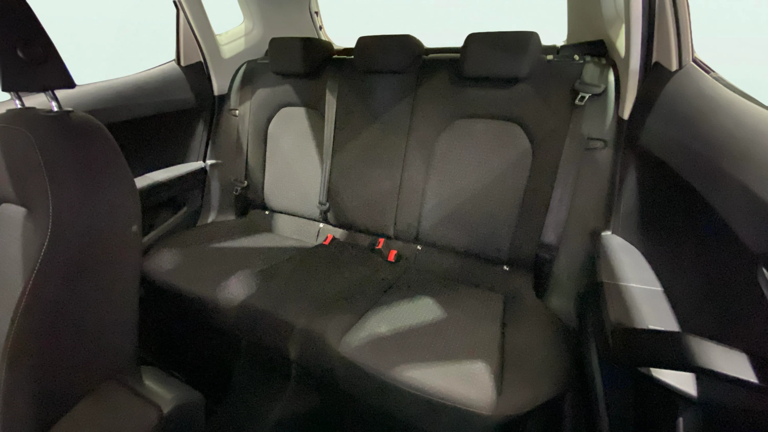 SEAT Arona 1.0 TSI Style Plus - foto 12