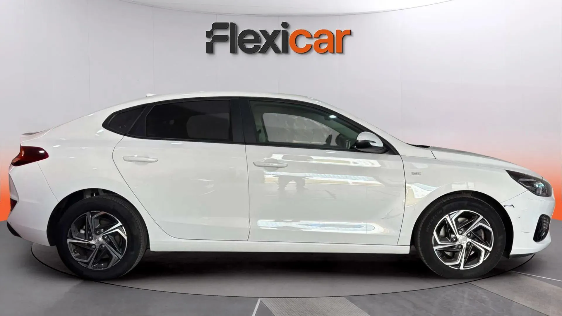 Hyundai i30 1.0 T-GDi 48V Klass Fastback - foto 3