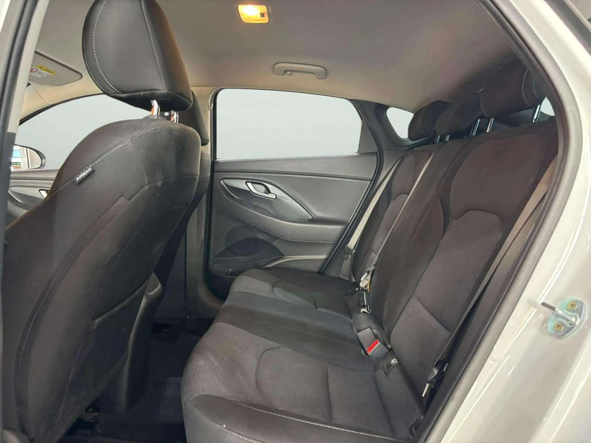 Hyundai i30 1.0 T-GDi 48V Klass Fastback - foto 11