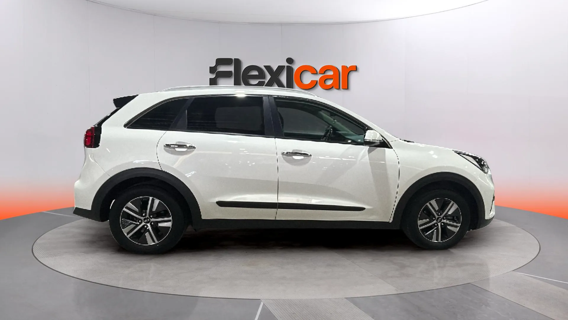 Kia Niro 1.6 GDi HEV Drive - foto 8