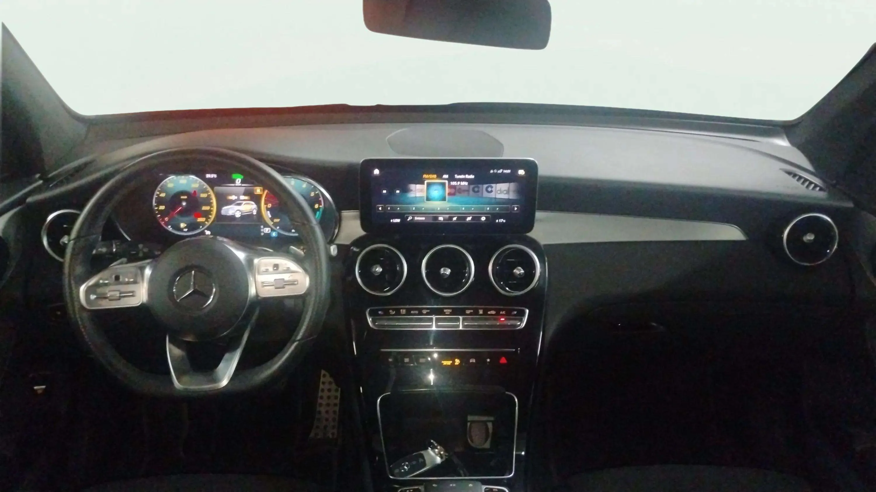 Mercedes-Benz GLC 300 de 4MATIC - foto 18