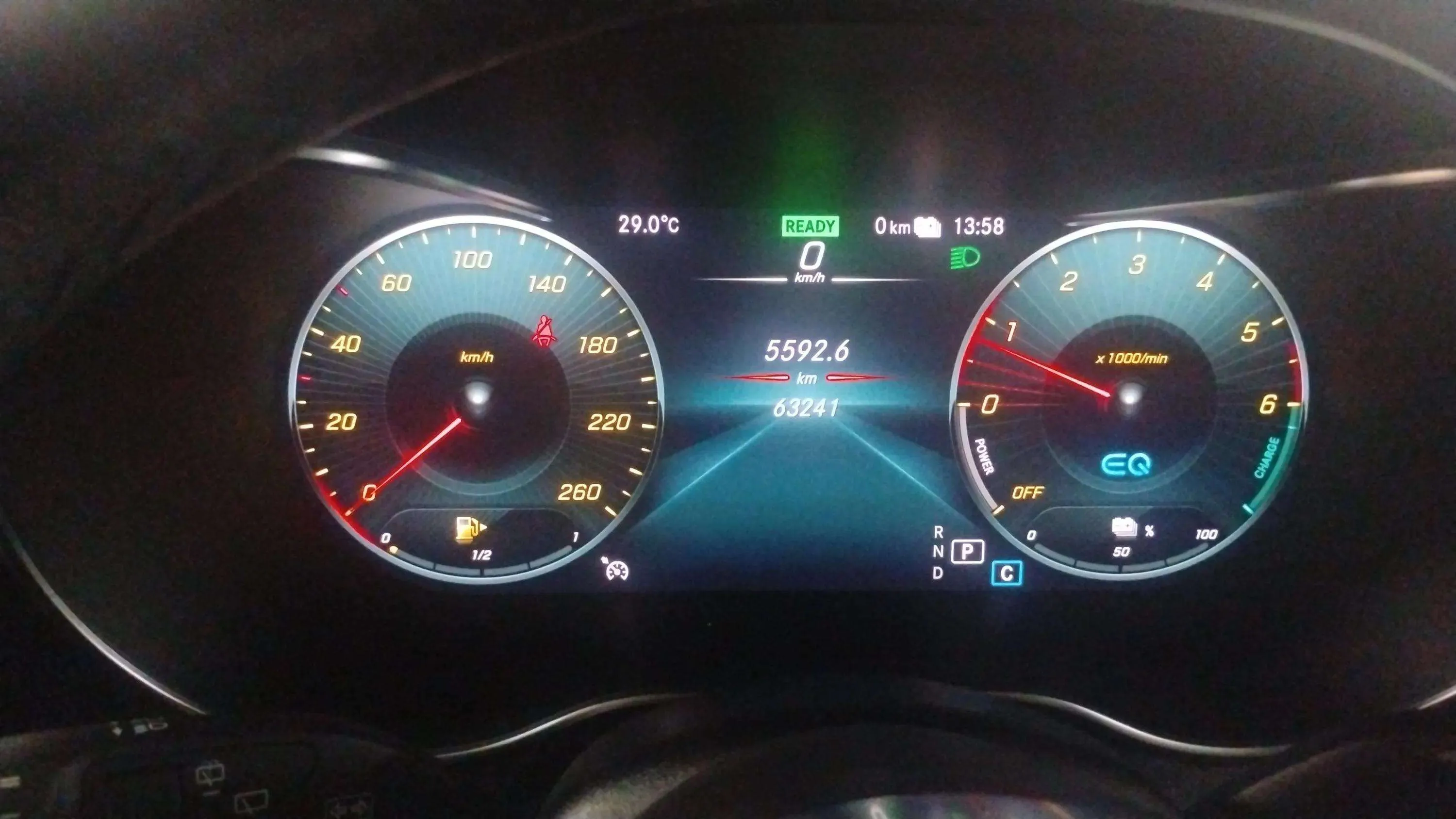Mercedes-Benz GLC 300 de 4MATIC - foto 20