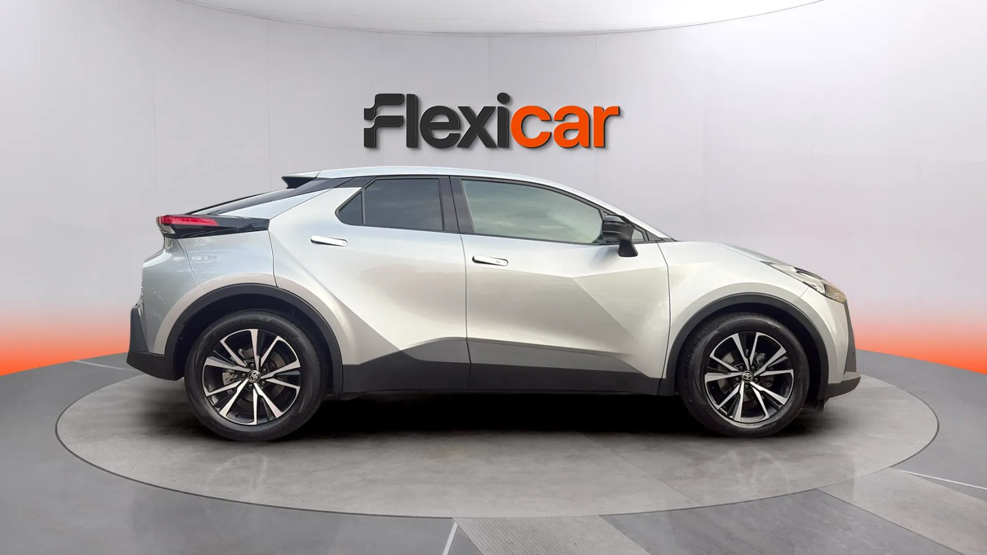 Toyota C-HR 1.8 140H Active - foto 8