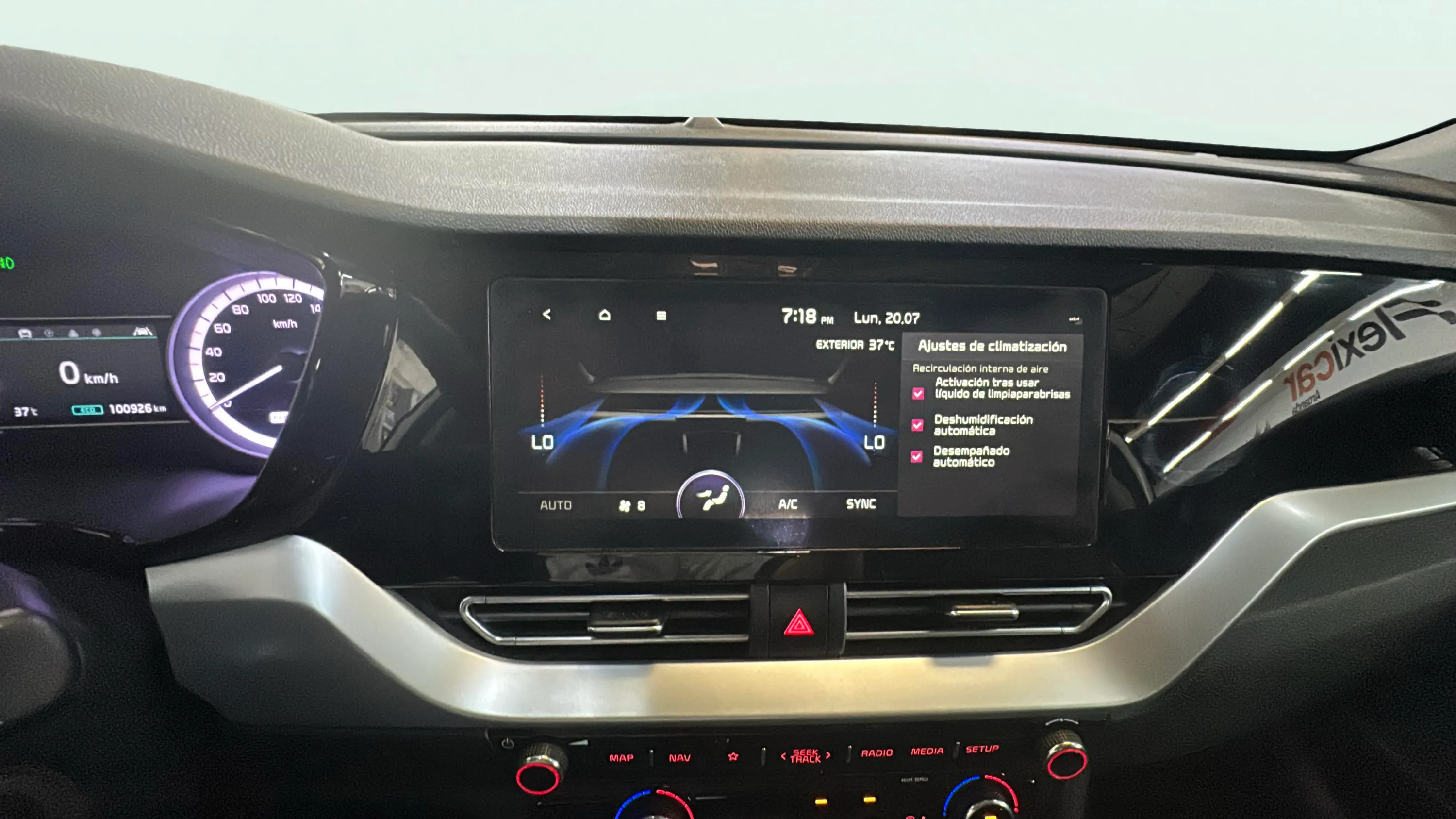Kia Niro 1.6 GDi HEV Concept - foto 26