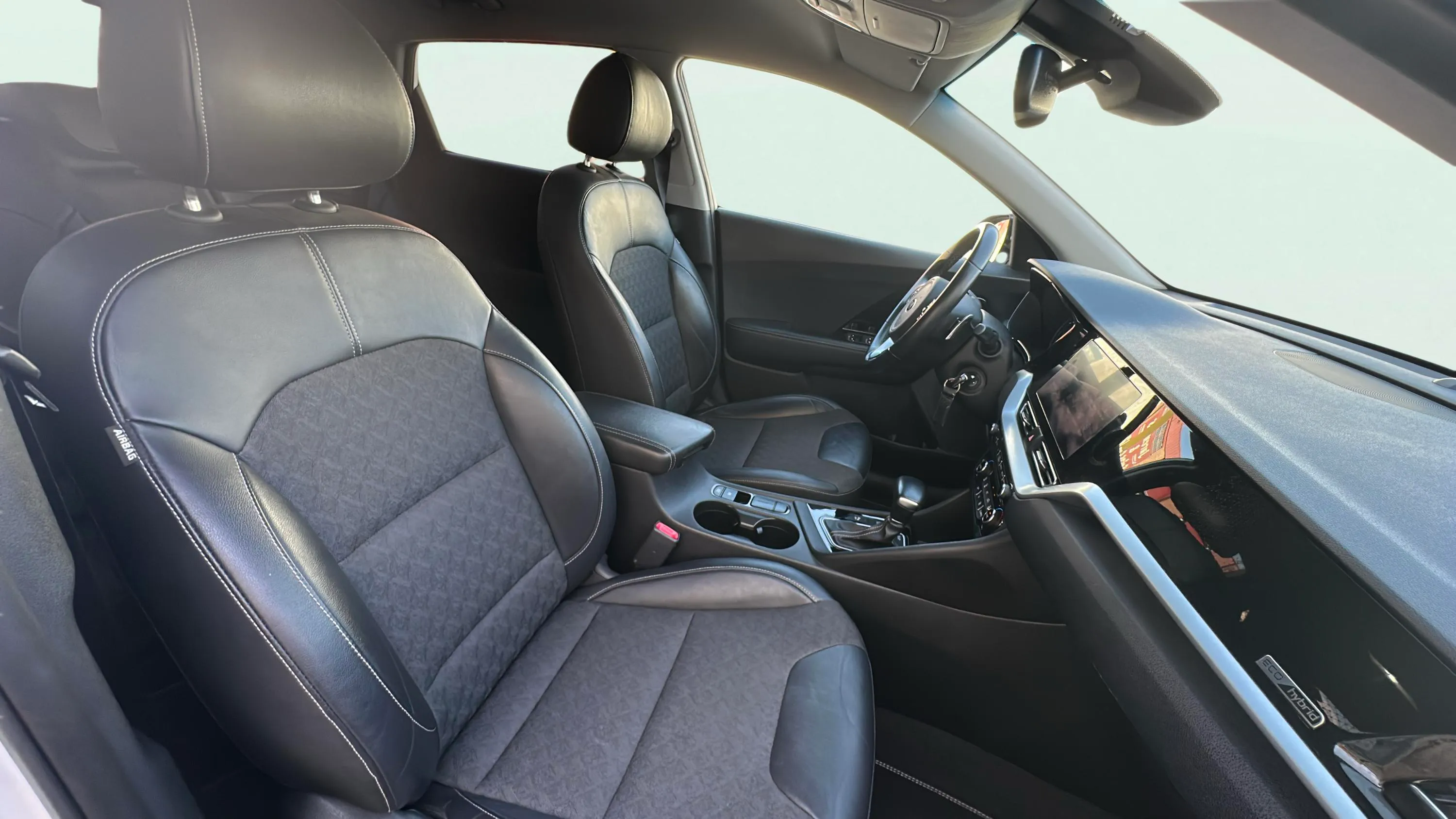 Kia Niro 1.6 GDi HEV Concept - foto 9