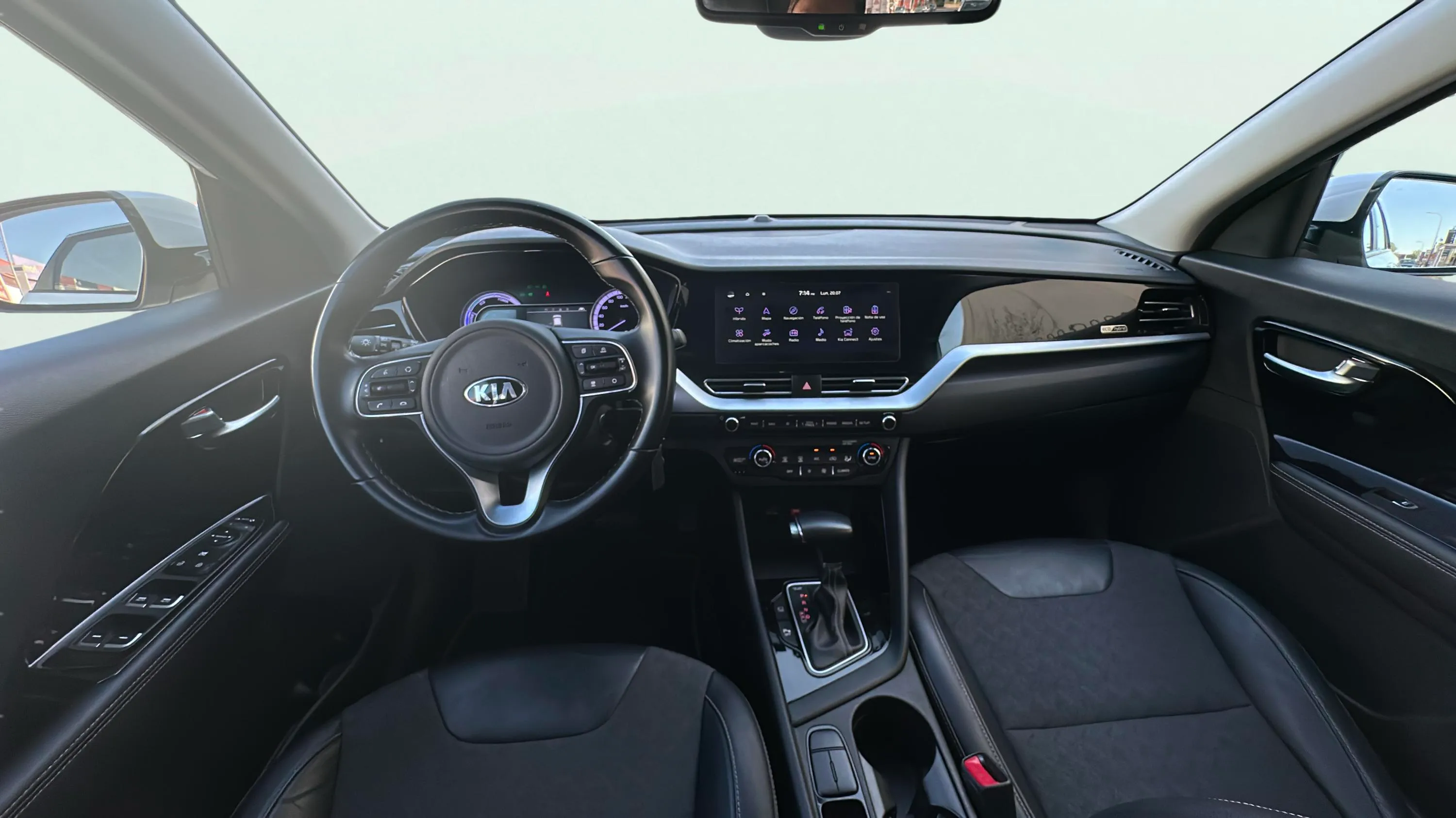Kia Niro 1.6 GDi HEV Concept - foto 13