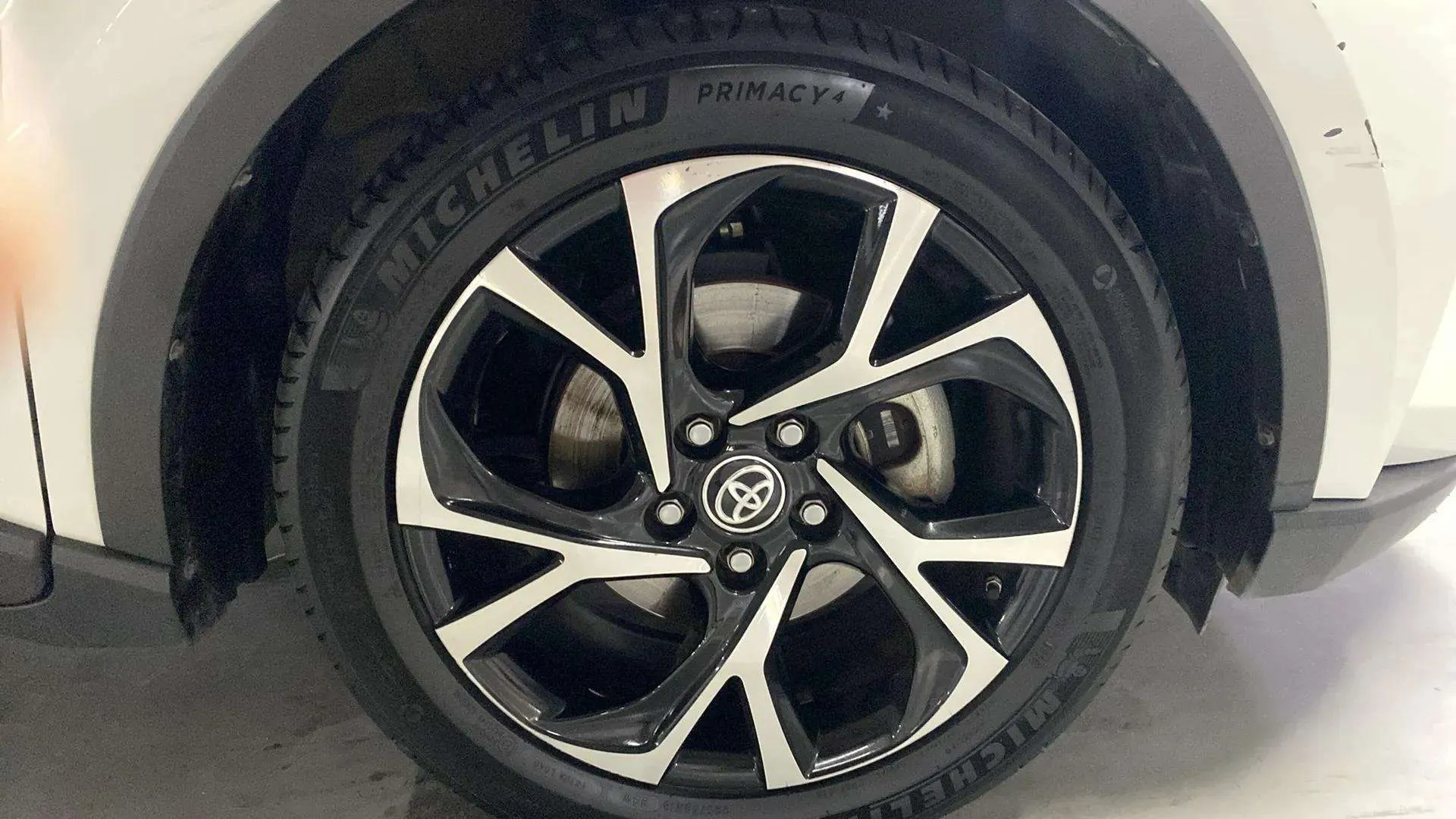 Toyota C-HR 1.8 125H Advance - foto 30
