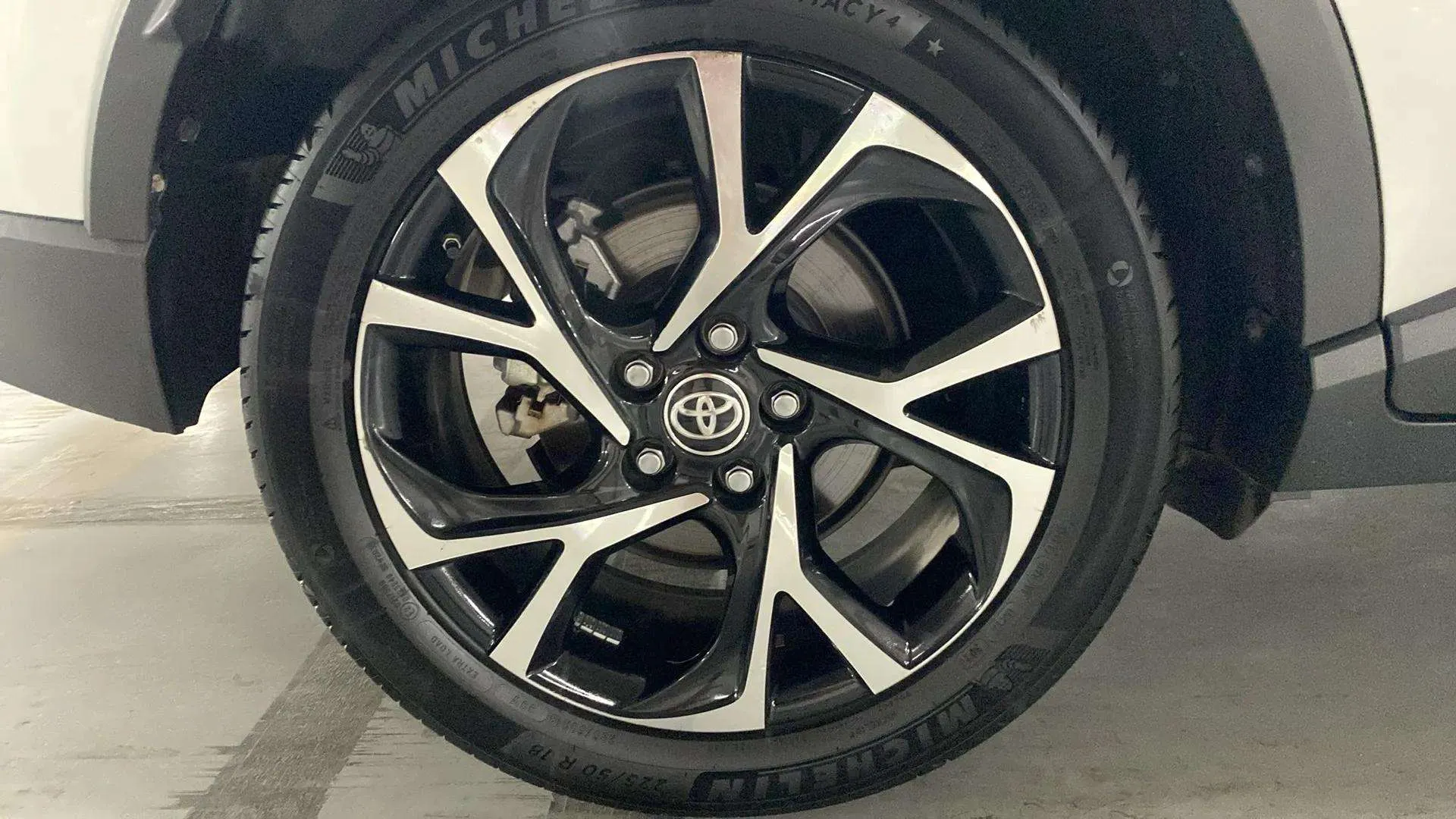 Toyota C-HR 1.8 125H Advance - foto 29