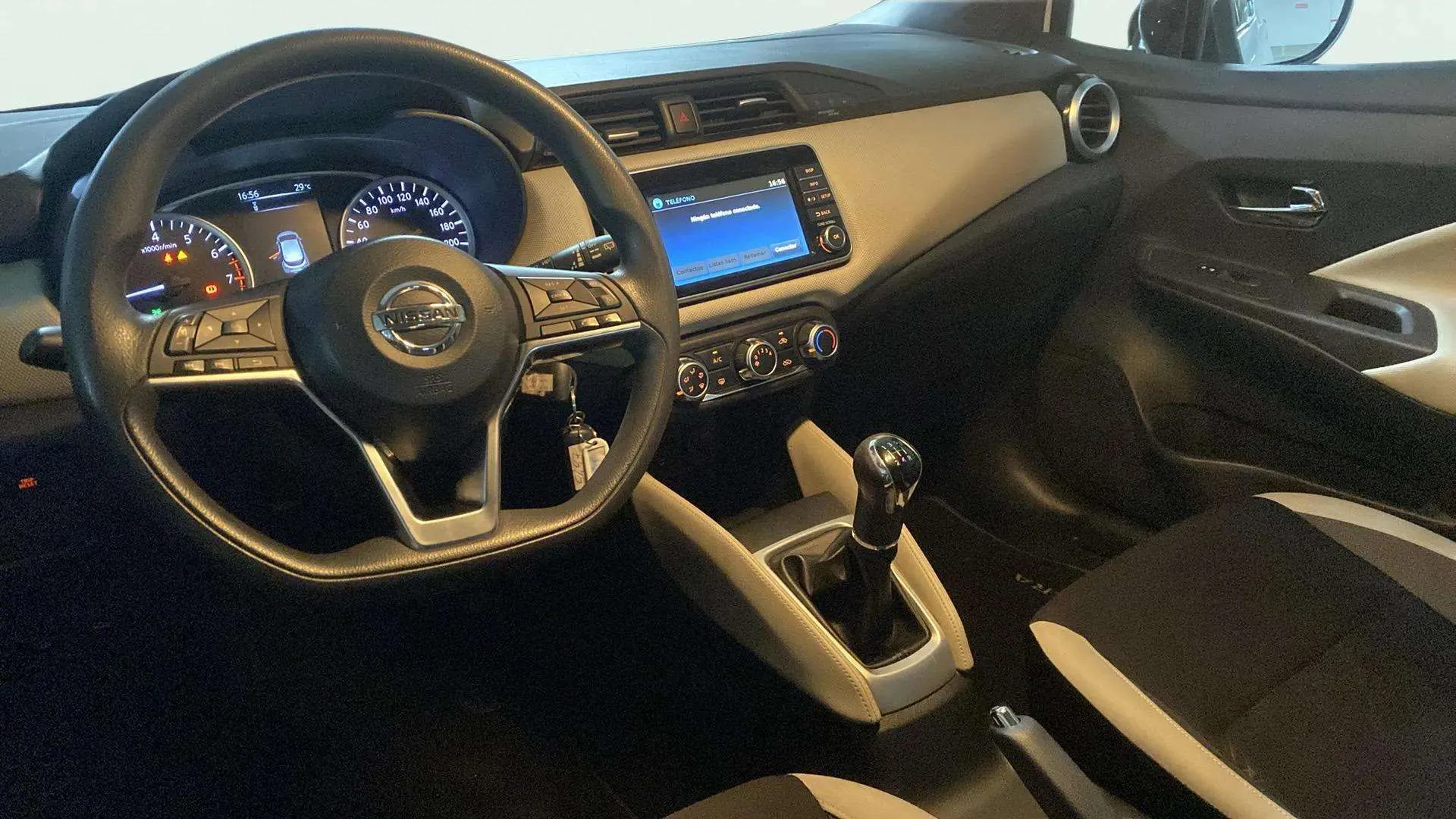 Nissan Micra 1.0G Acenta - foto 9