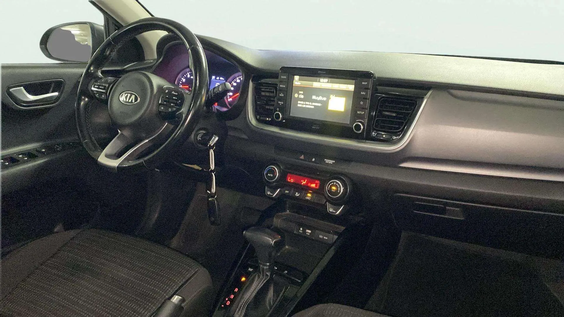 Kia Stonic 1.0 T-GDi Drive DCT - foto 30