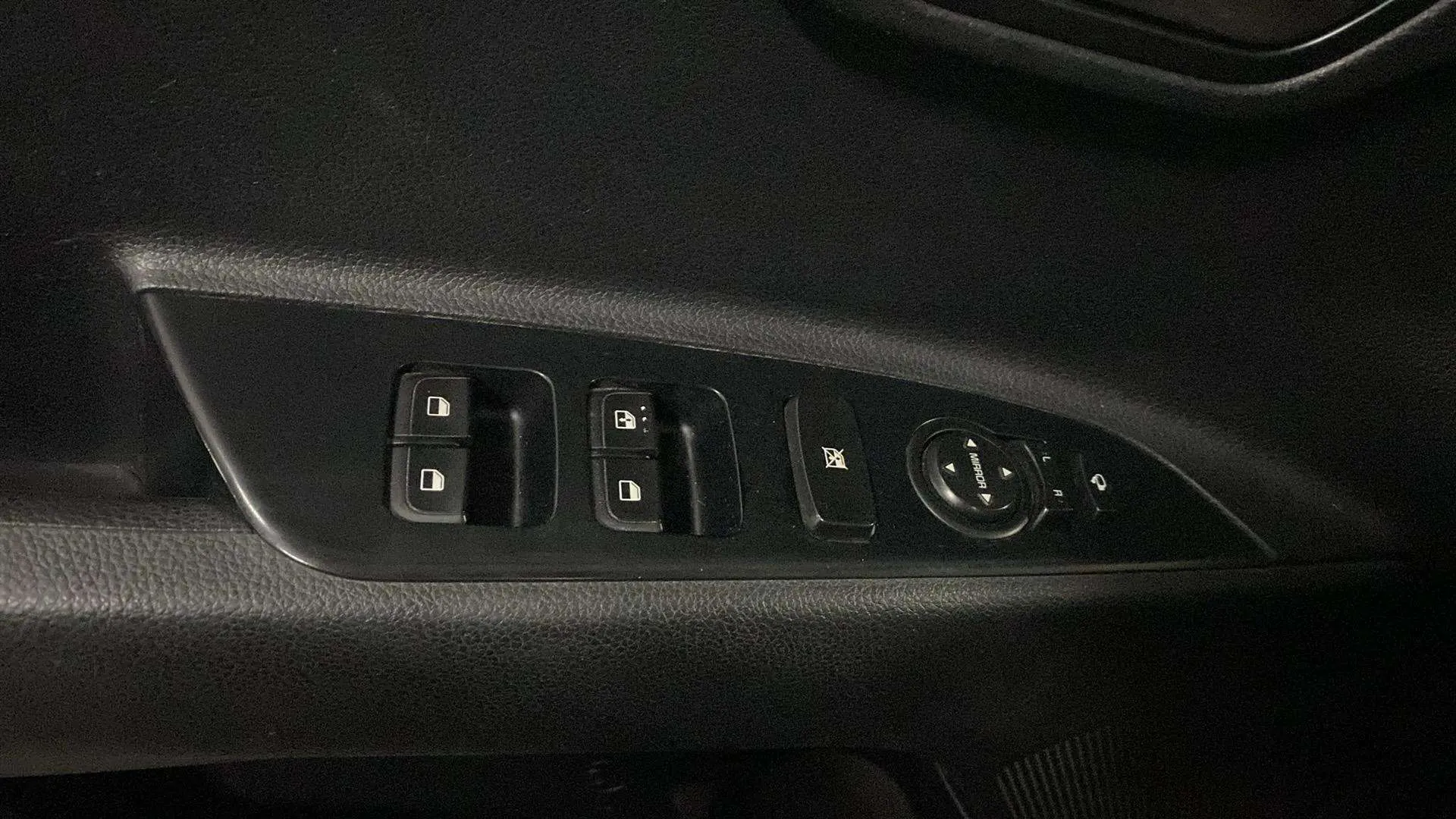 Kia Stonic 1.0 T-GDi Drive DCT - foto 21