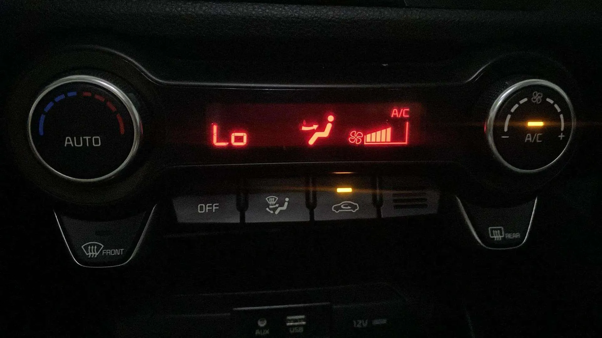 Kia Stonic 1.0 T-GDi Drive DCT - foto 18