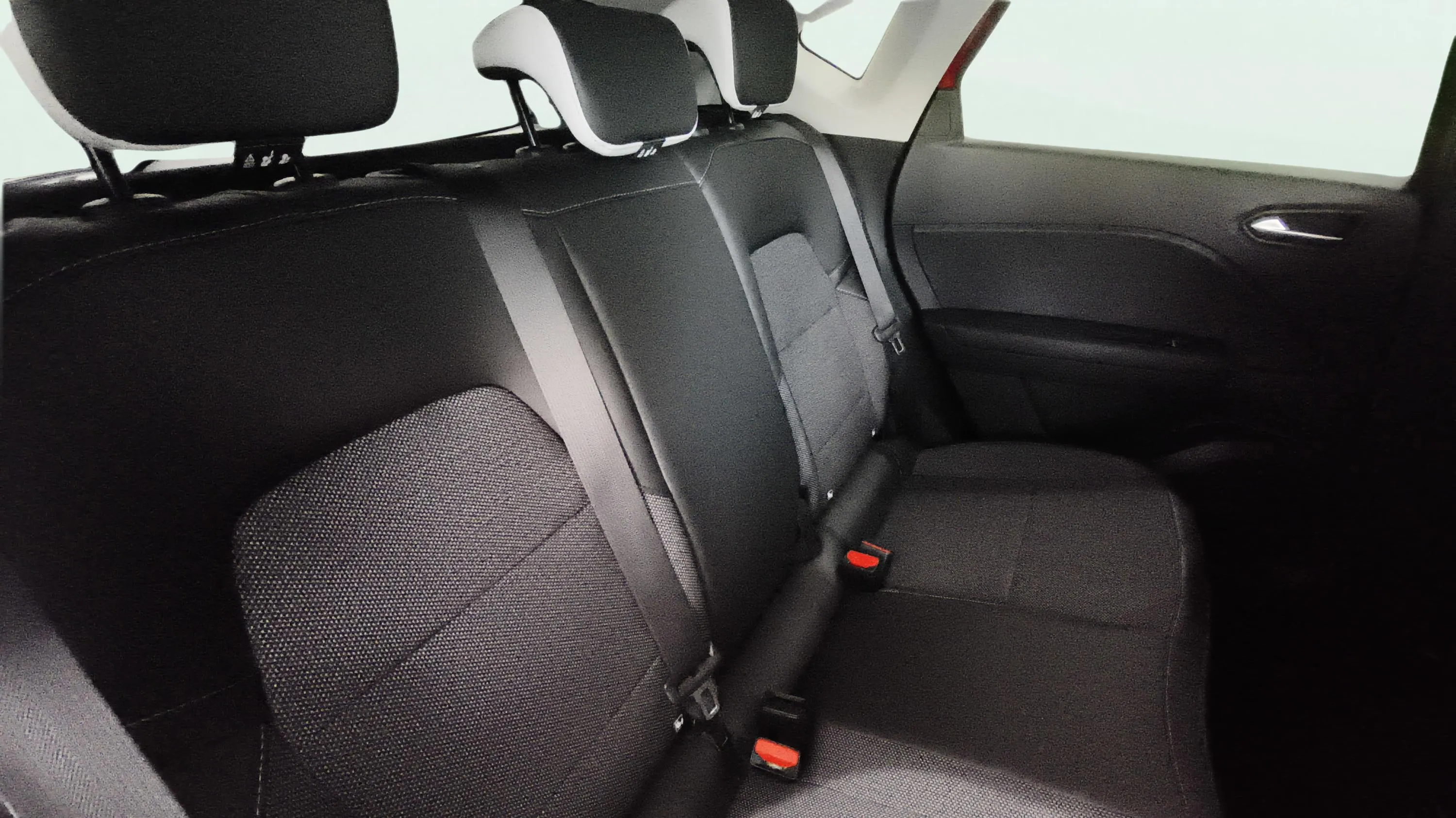 Renault Captur E-Tech engineered HEV - foto 9