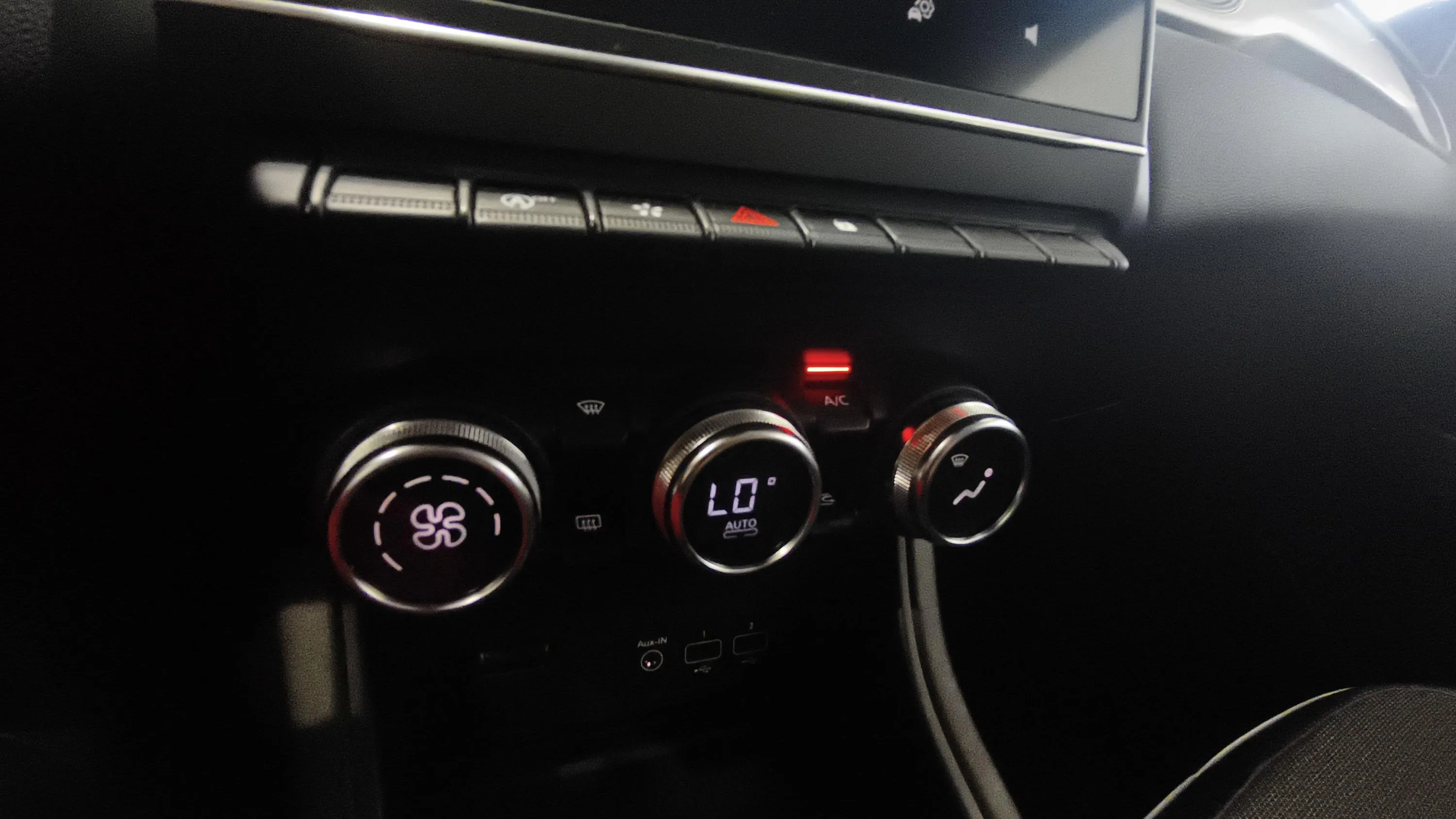 Renault Captur E-Tech engineered HEV - foto 18