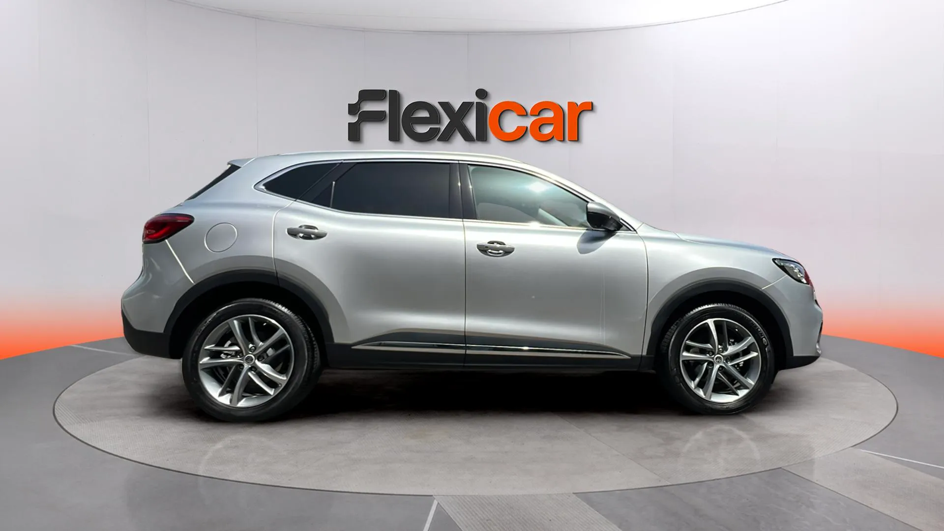 MG HS 1.5T-GDI PHEV Luxury - foto 3