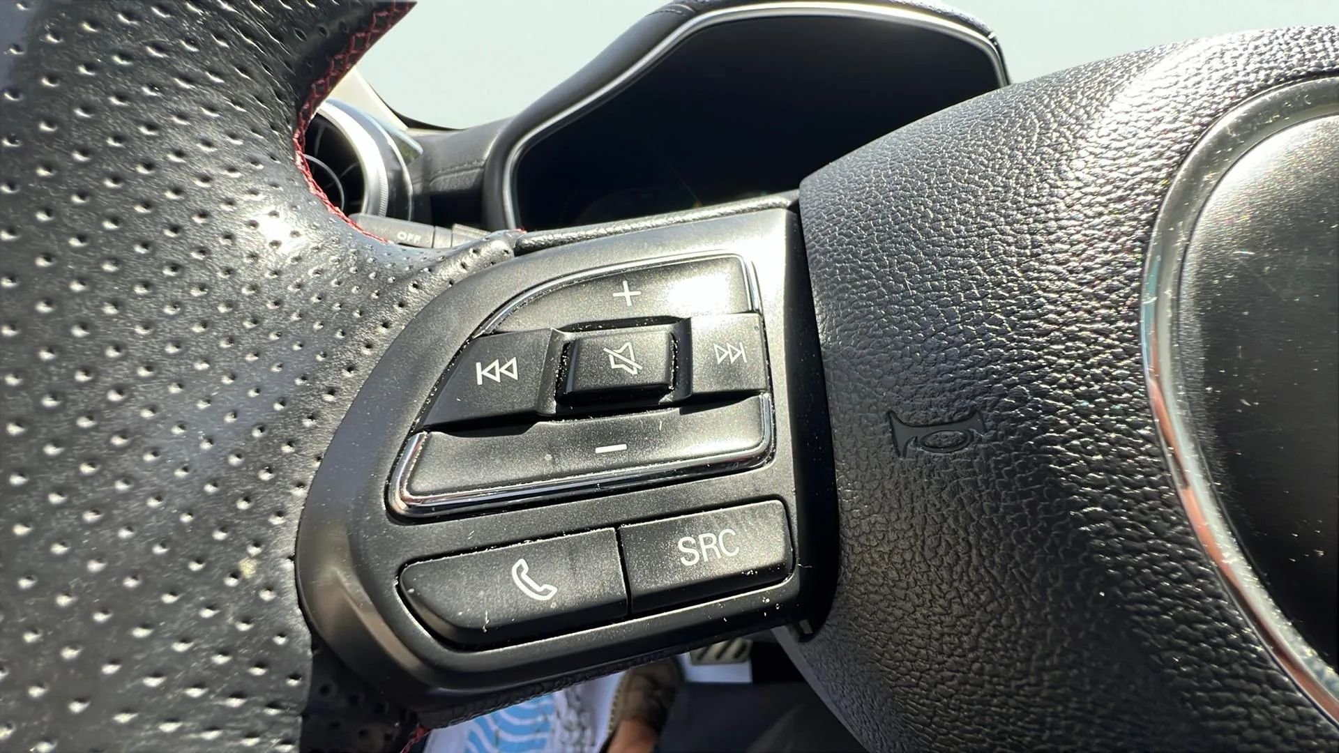 MG HS 1.5T-GDI PHEV Luxury - foto 11