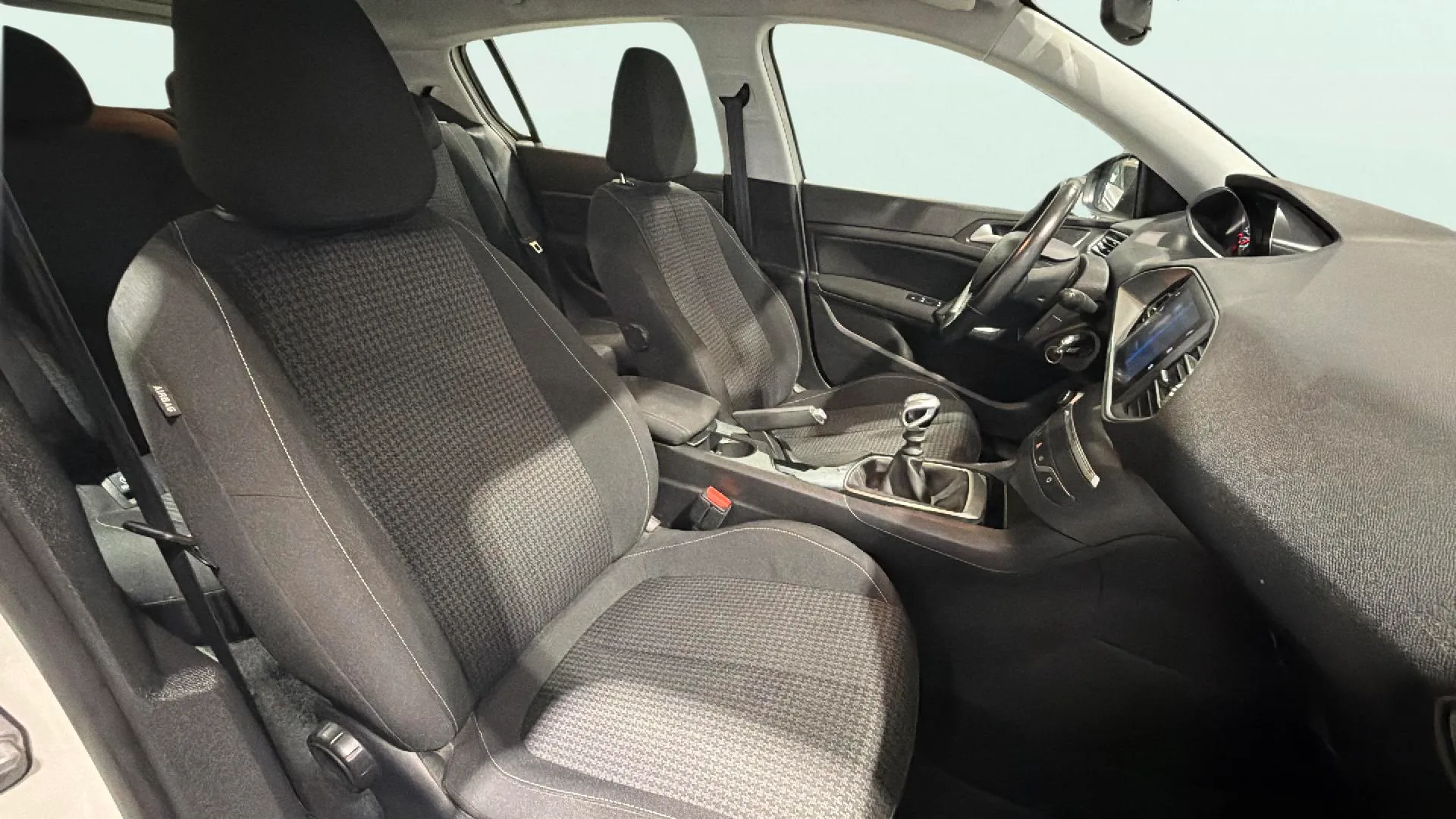 Peugeot 308 Business Line BlueHDi - foto 15