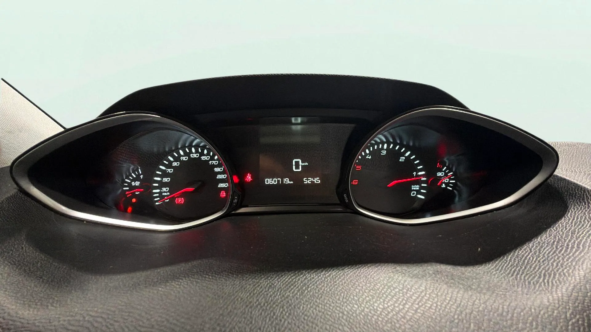 Peugeot 308 Business Line BlueHDi - foto 11