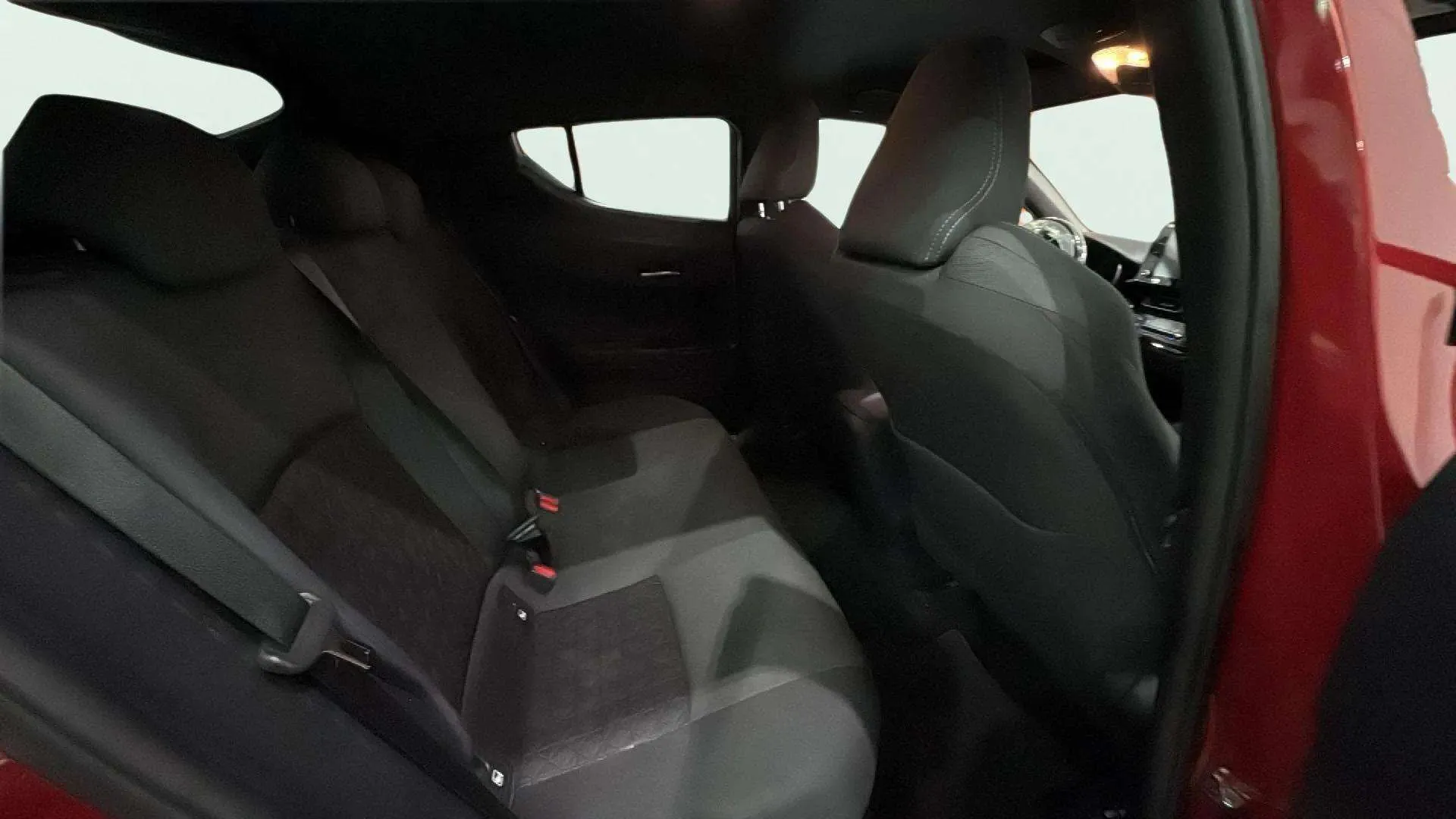 Toyota C-HR 1.8 125H Advance - foto 22