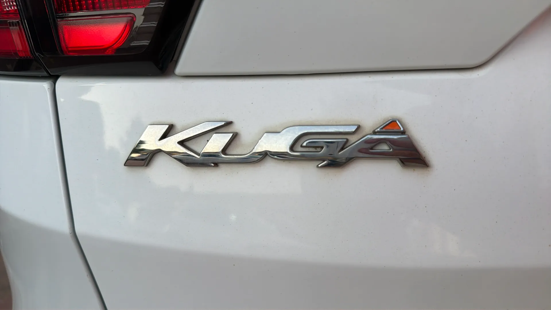 Ford Kuga 1.5 EcoBoost 4x2 ST-Line - foto 22