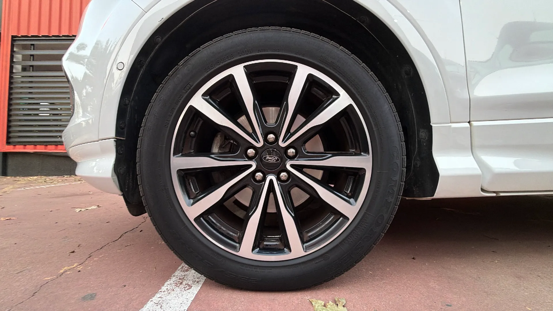 Ford Kuga 1.5 EcoBoost 4x2 ST-Line - foto 16