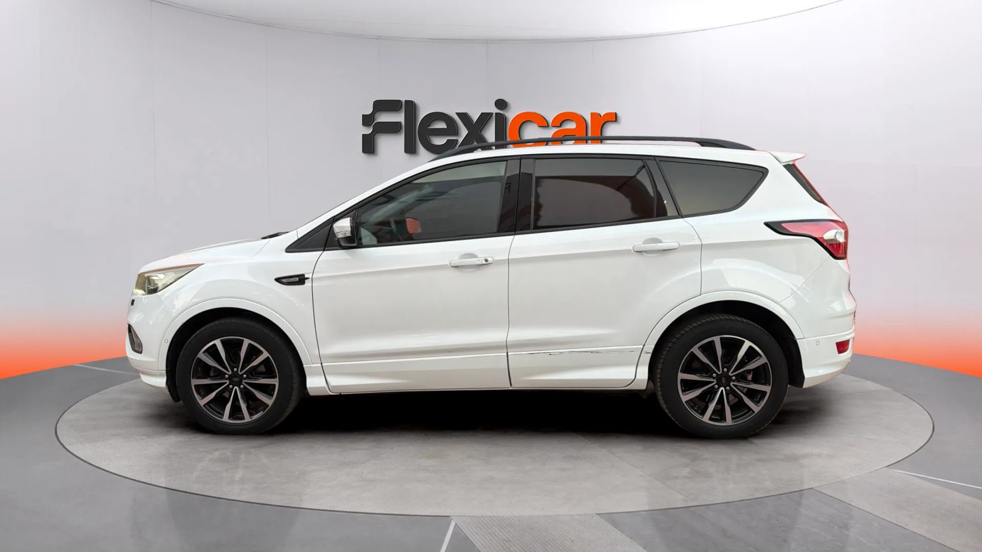 Ford Kuga 1.5 EcoBoost 4x2 ST-Line - foto 4