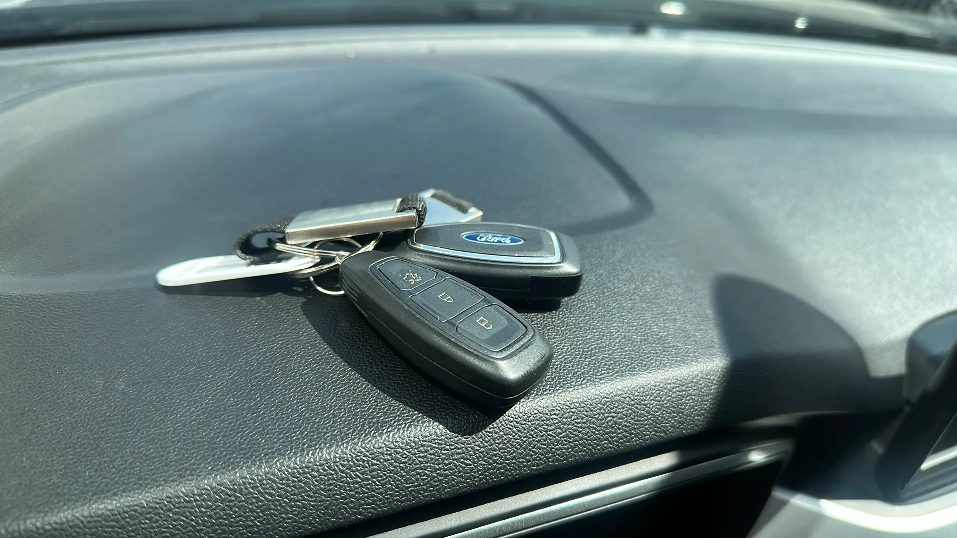 Ford Focus 1.0 EcoBoost Active - foto 19