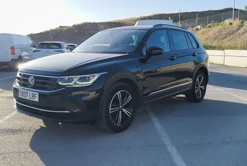 volkswagen tiguan life 20 tdi dsg diesel automatica arval loeches 903000000275477