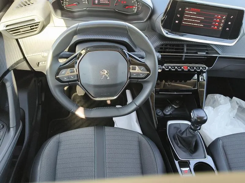 Peugeot 2008 Allure BlueHDi - foto 31