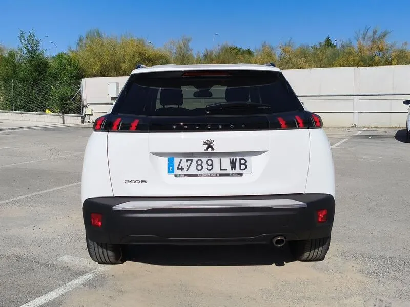 Peugeot 2008 Allure BlueHDi - foto 5