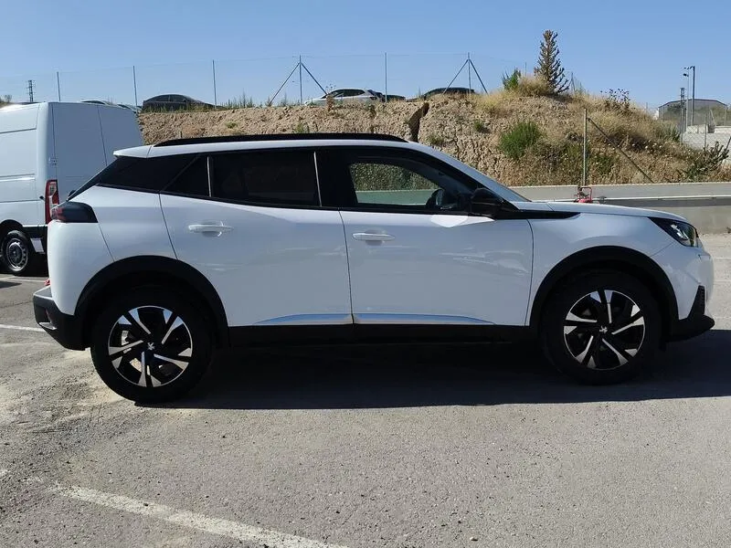 Peugeot 2008 Allure BlueHDi - foto 7