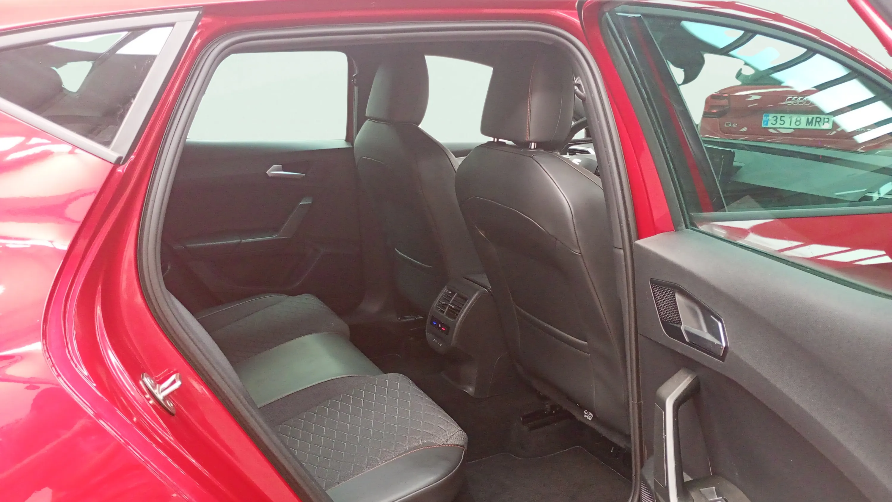 SEAT León 1.4 e-Hybrid DSG-6 FR Go L - foto 26