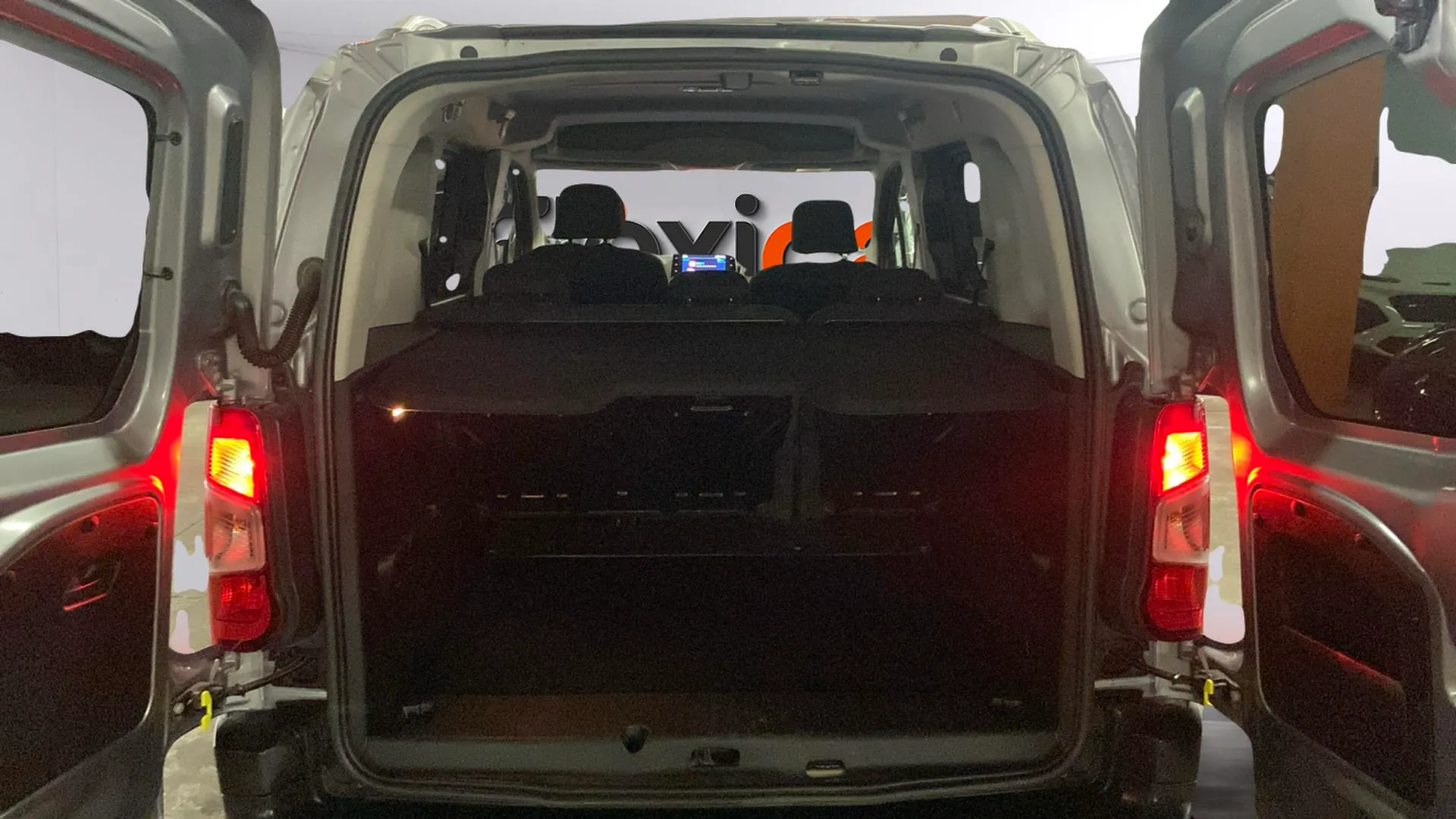 Peugeot Rifter Access Long BlueHDi - foto 9
