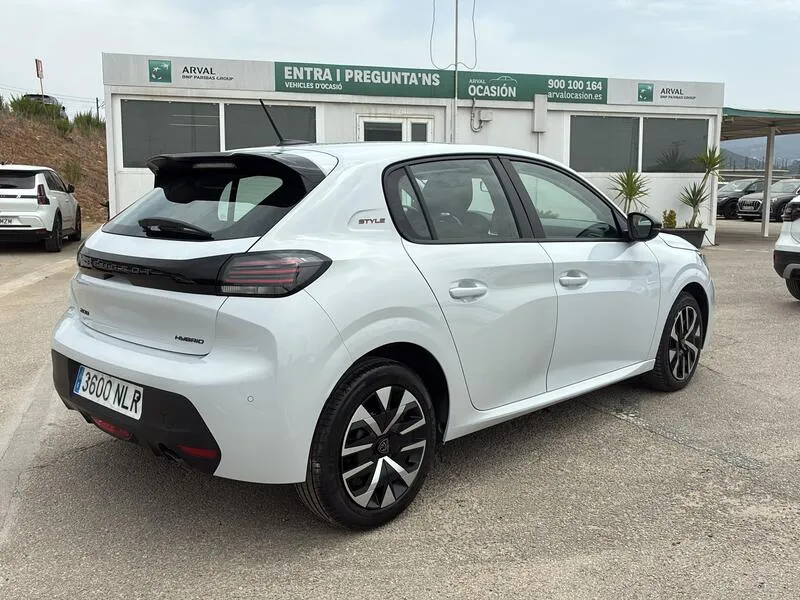 Peugeot 208 Style Hybrid - foto 6