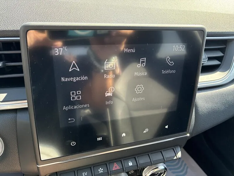 Renault Captur Zen E-Tech - foto 30