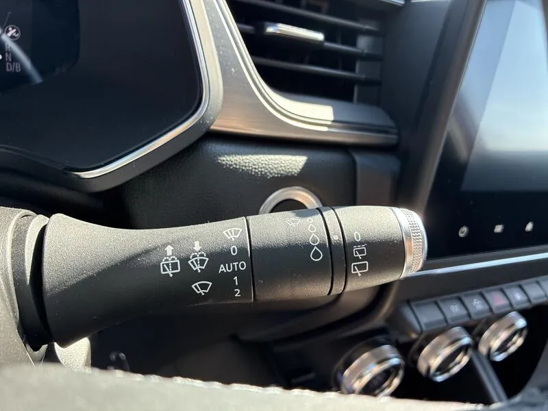 Renault Captur Zen E-Tech - foto 25