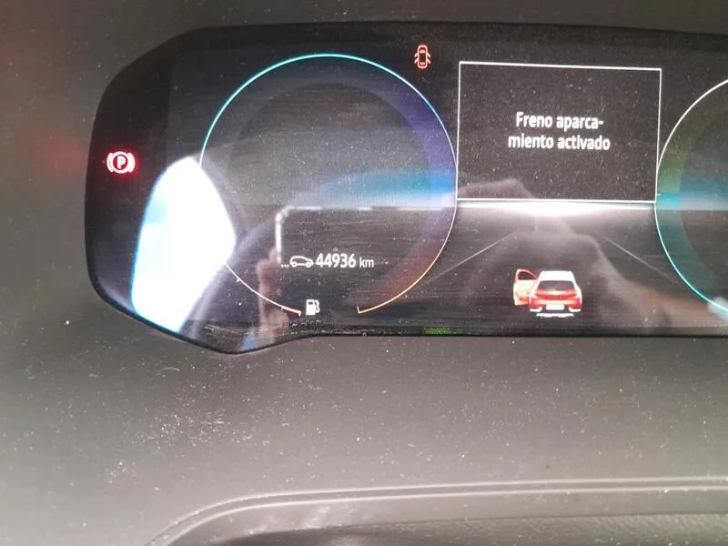Renault Captur Zen E-Tech - foto 44