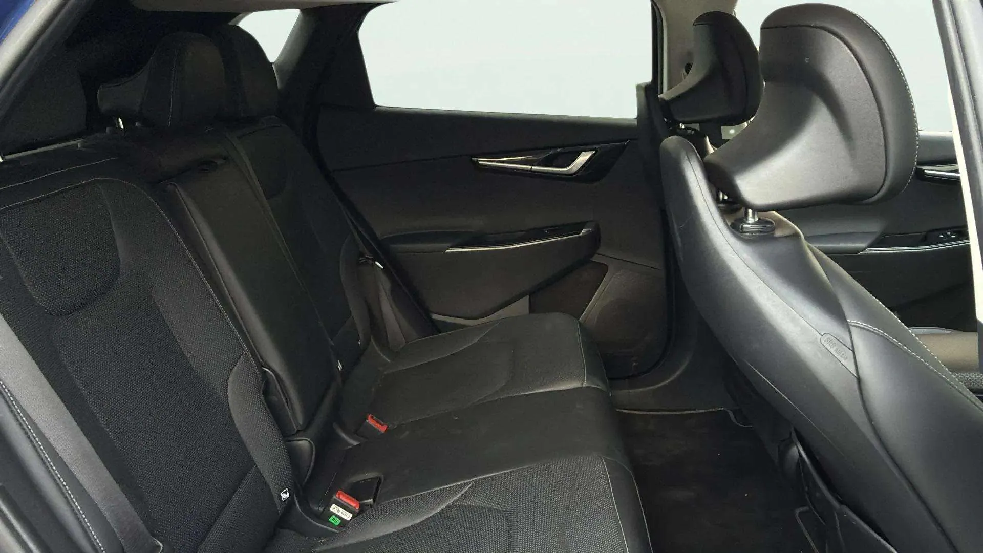 Kia EV6 Air 77,4kWh RWD (Long Range) - foto 13