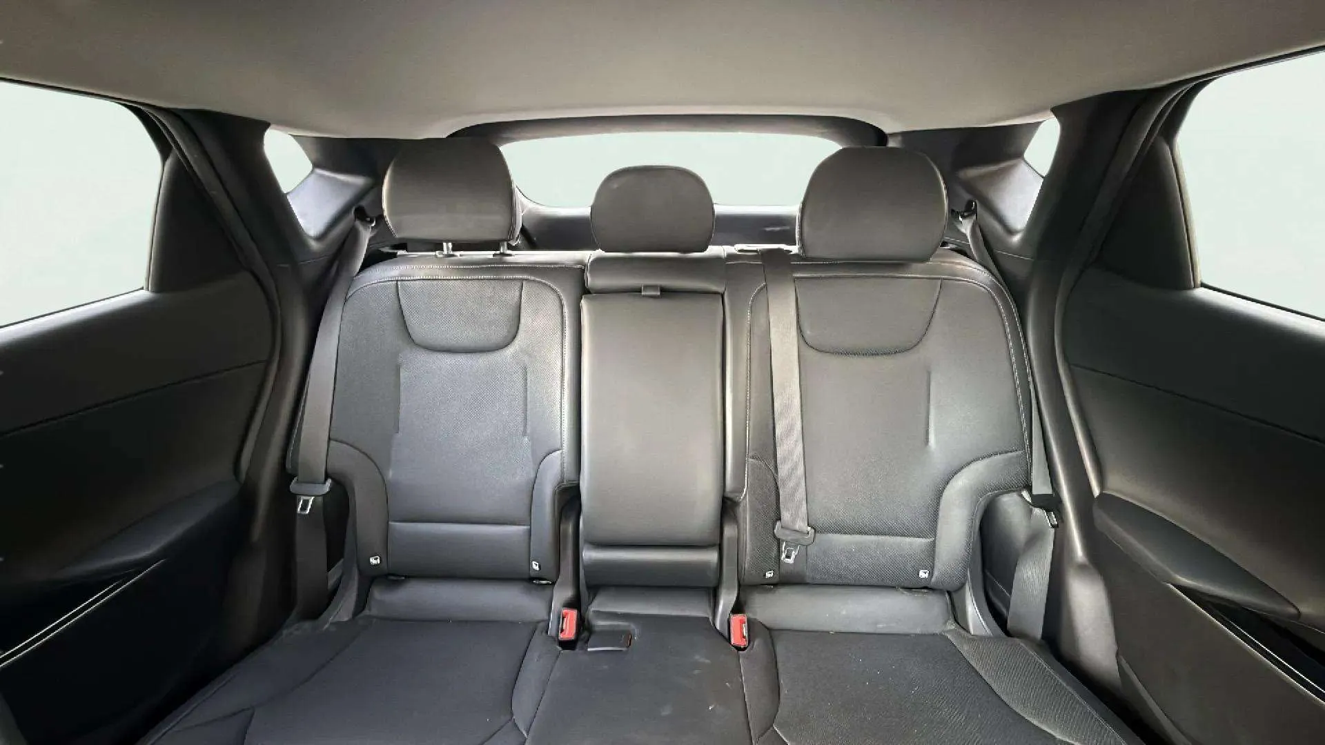 Kia EV6 Air 77,4kWh RWD (Long Range) - foto 14