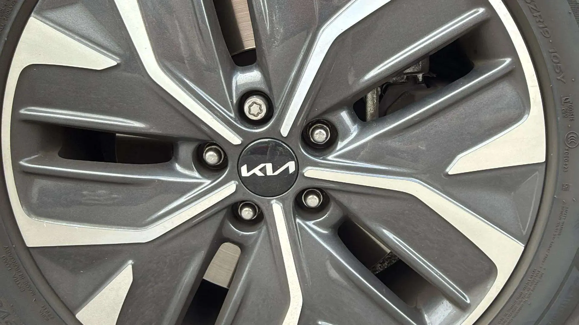 Kia EV6 Air 77,4kWh RWD (Long Range) - foto 16