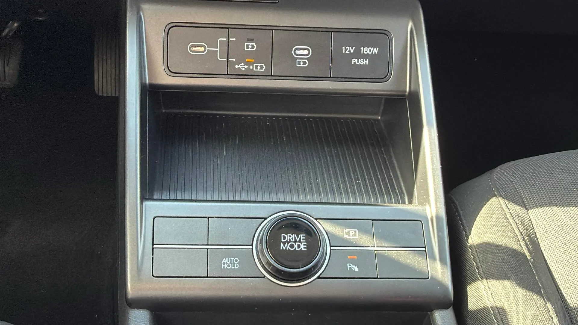 Hyundai Kona HEV 1.6GDI DT Maxx - foto 17