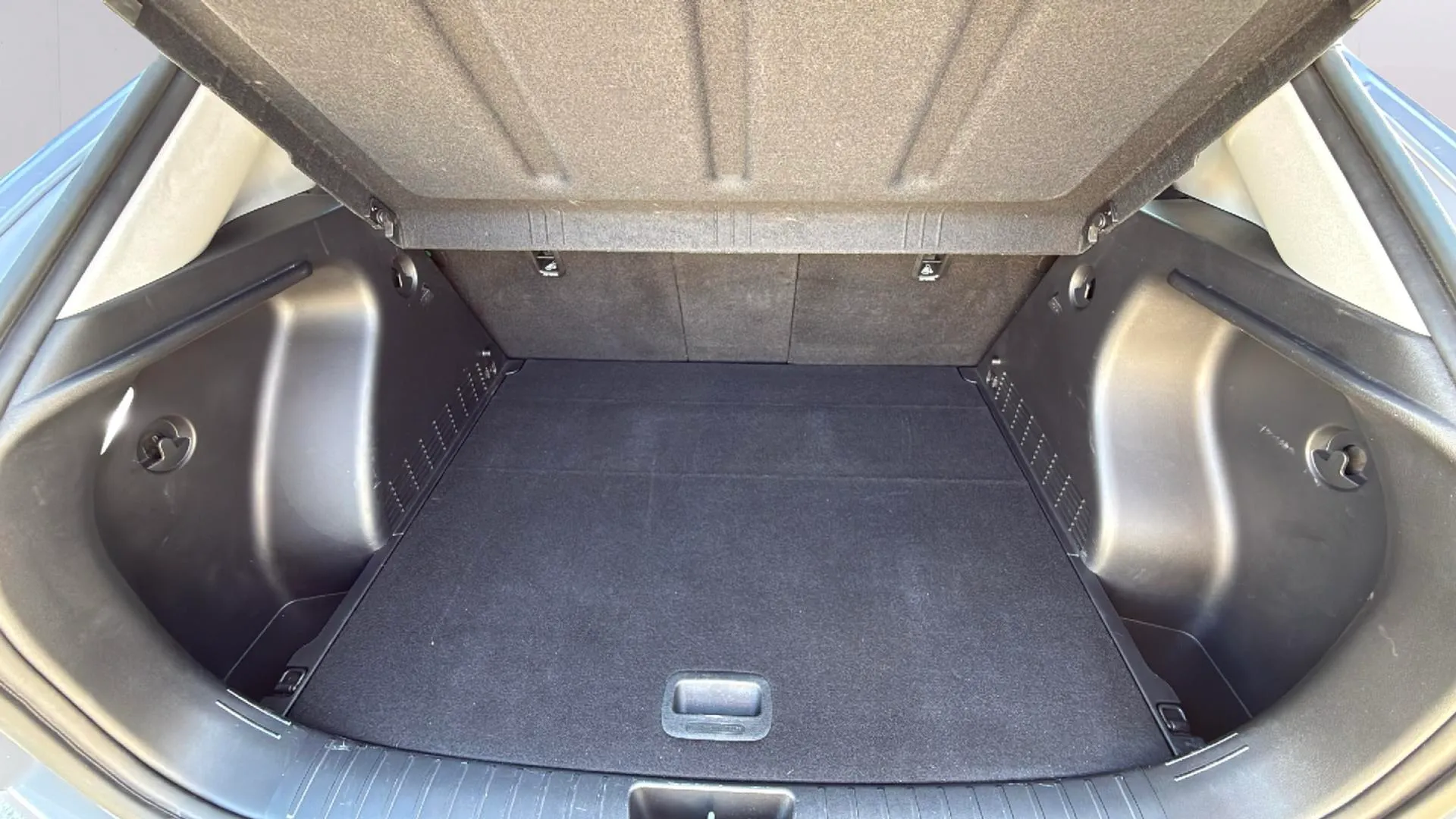 Hyundai Kona HEV 1.6GDI DT Maxx - foto 23