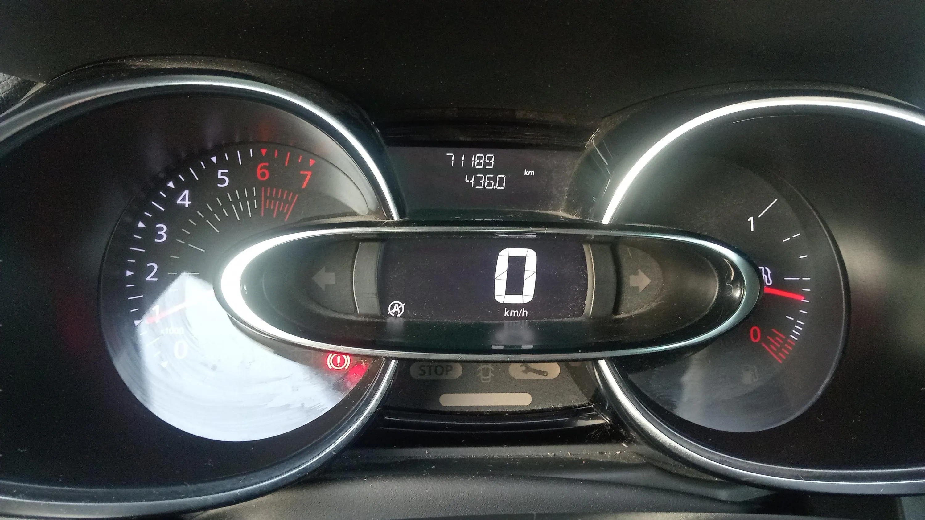 Renault Clio Zen TCe -18 - foto 16