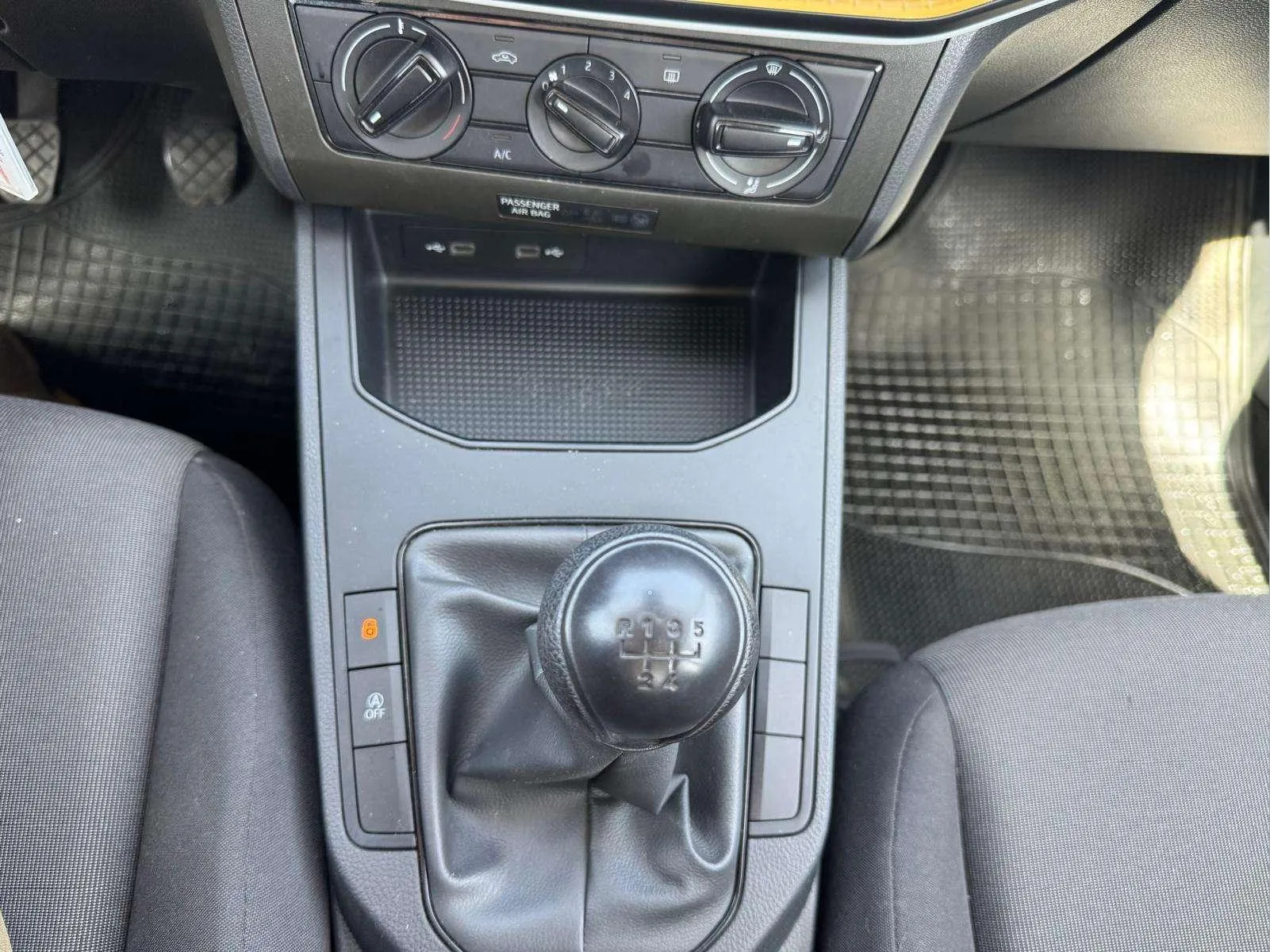 SEAT Ibiza 1.0 MPI Style - foto 17