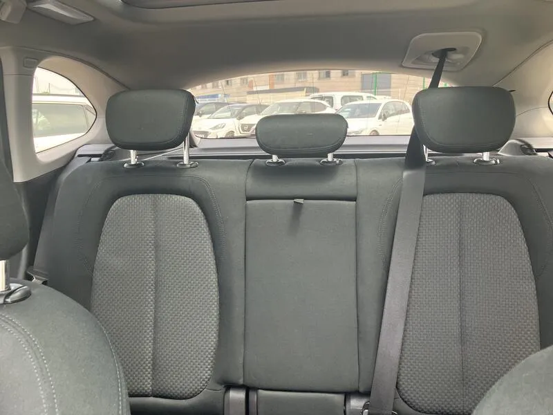 BMW X1 sDrive18dA Corporate - foto 40